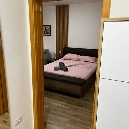 Appartement Bright & Roomy Myslym Shyri