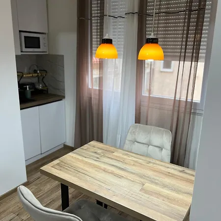 Bright & Roomy Myslym Shyri Tirana